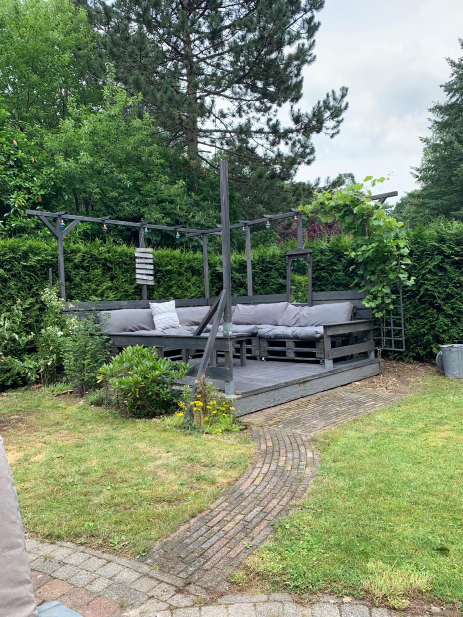 Dubbele chalet op recreatiepark Topparken op de Veluwe in Beekbergen met grote vrije tuin en eigen parkeerplaats Kamer foto